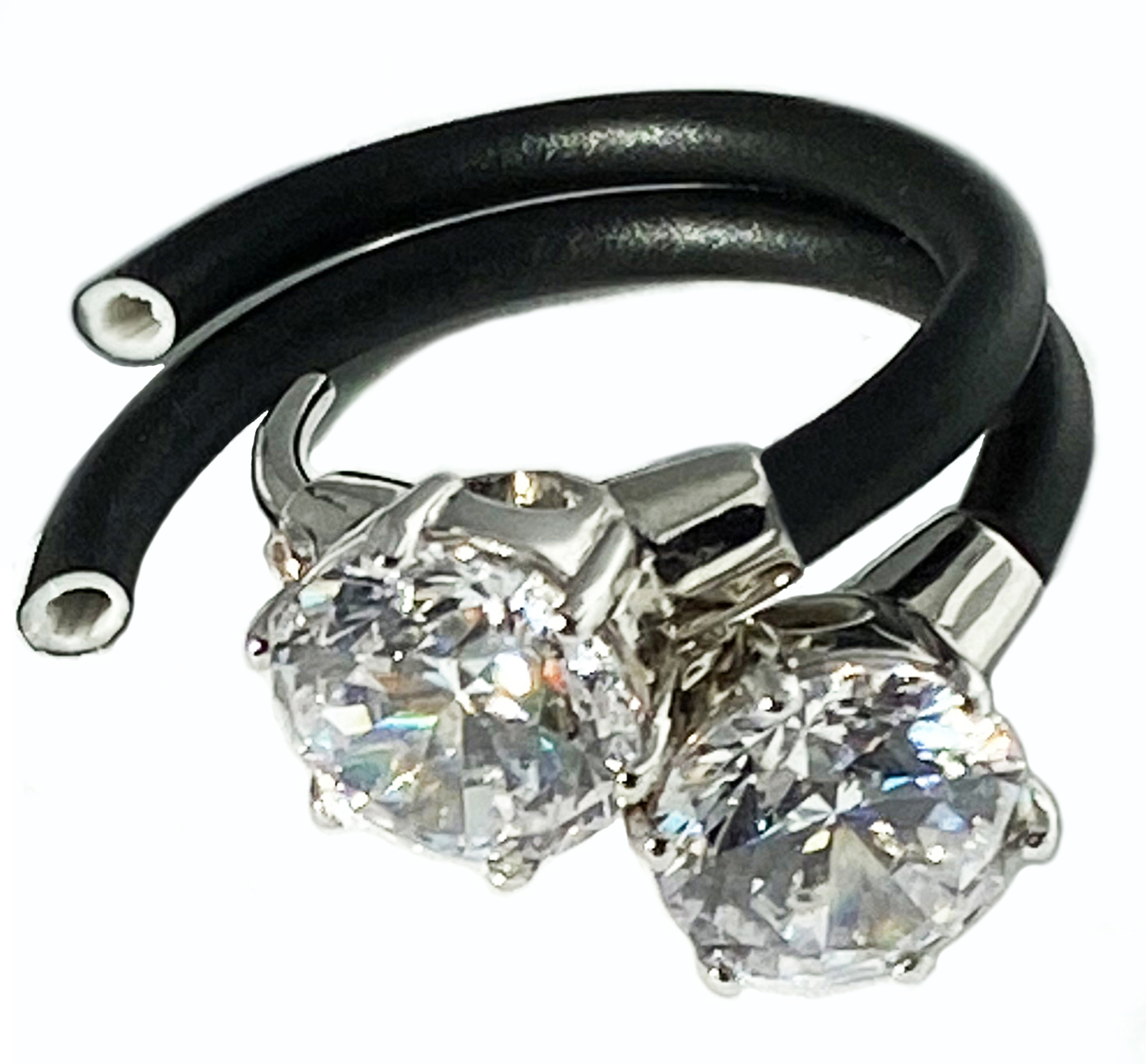 Anello Contrarier Bourlesque — Arigiò, gioielli artigianali italiani